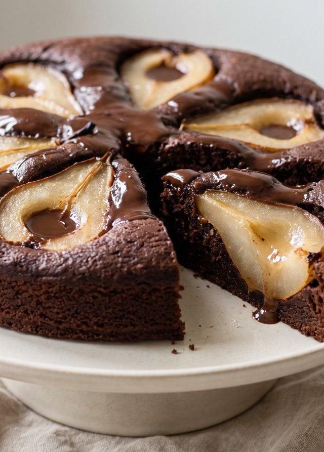Bizcocho de chocolate y pera