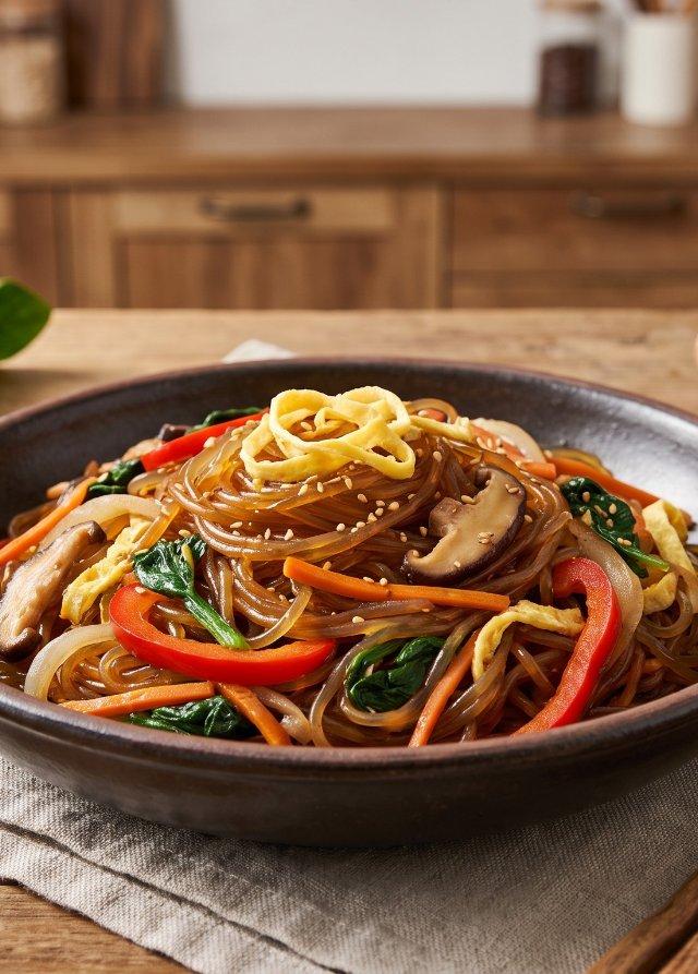 Japchae — vermicelles coréens sautés