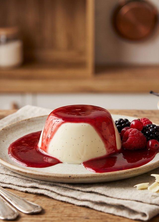 Panna Cotta with Berry Sauce