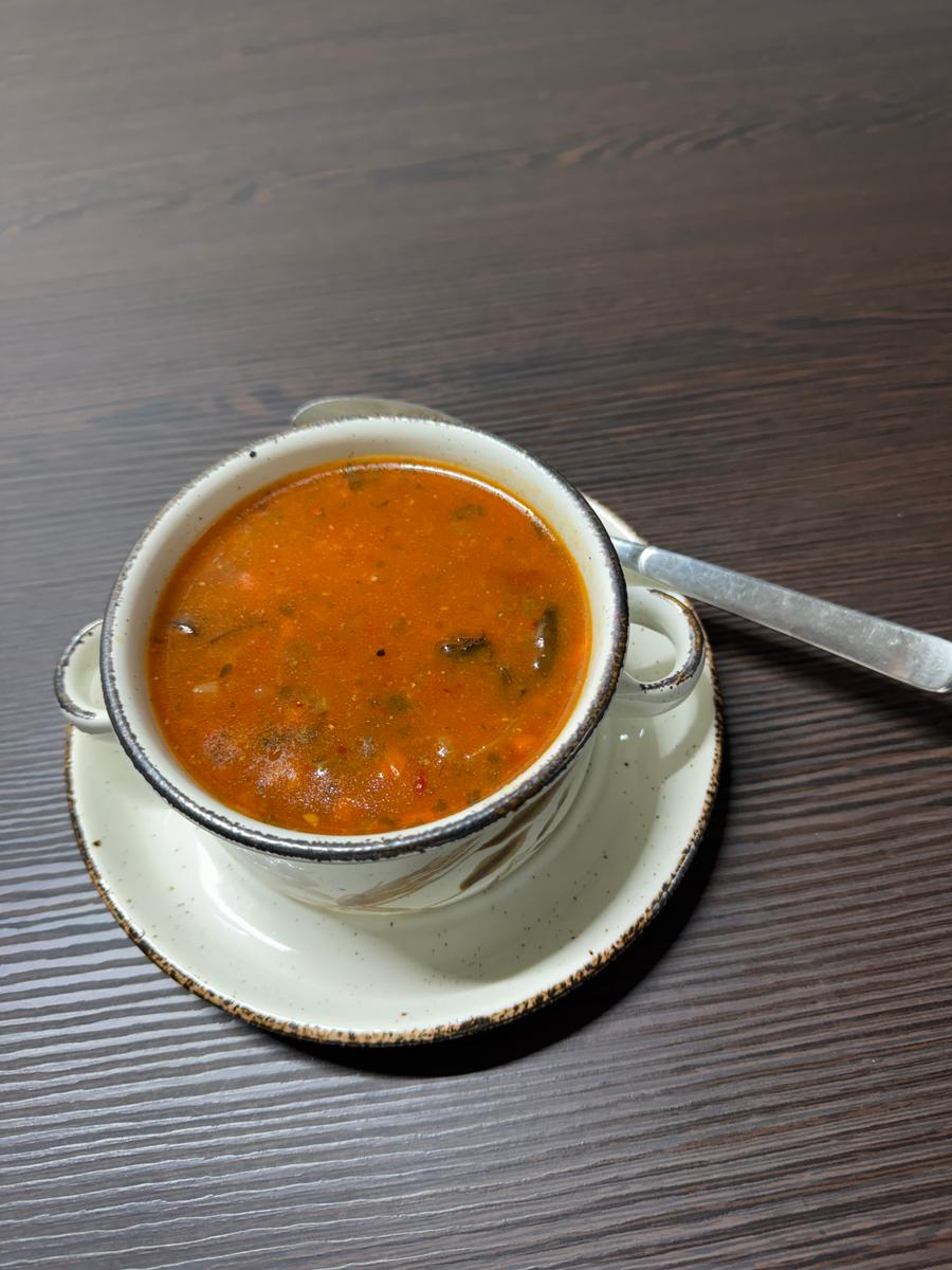 Scharfe Waldpilzsuppe
