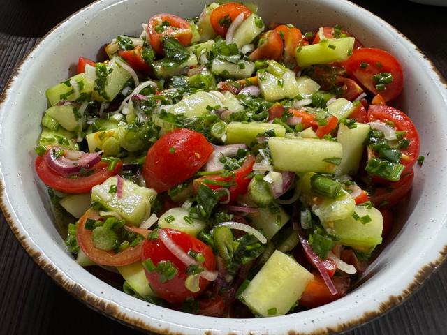 Tomaten Gurken Salat