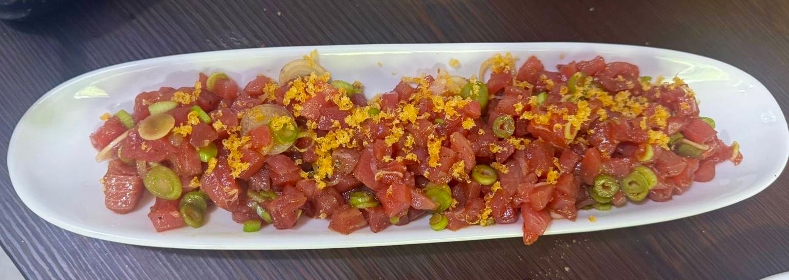 Thunfischtartar mit gebeiztem Eigelb